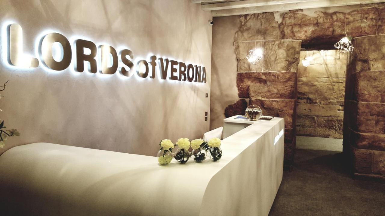Lords Of Verona Luxury Apartments エクステリア 写真
